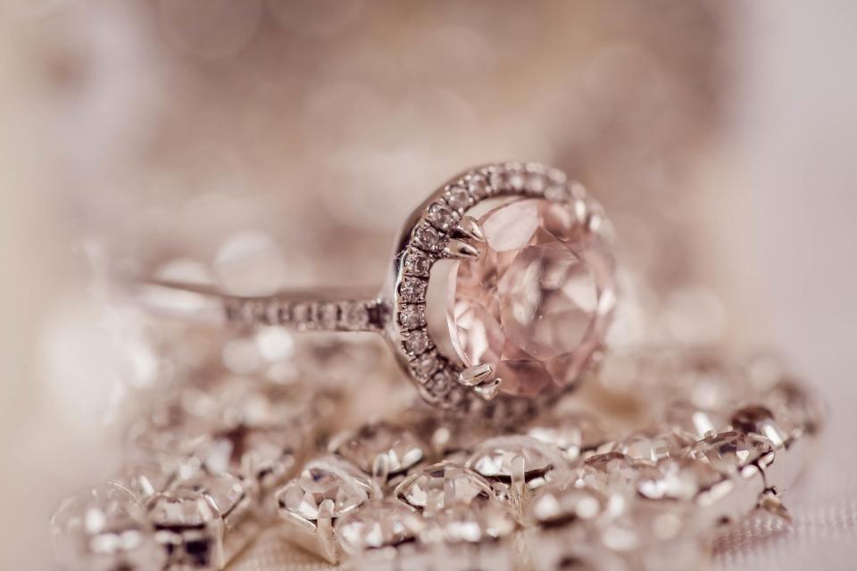 Halo diamond ring on jewels